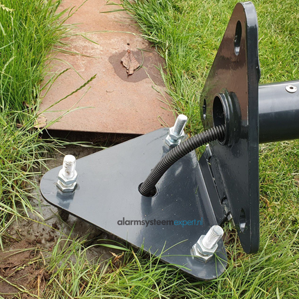 AlarmsysteemExpert.nl AlarmsysteemExpert.nl Ronde cameramast met kantelanker 2,50 meter