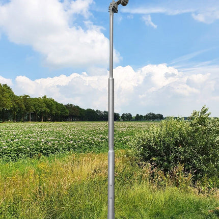 AlarmsystemExpert.co.uk Feststehender Kameramast 4 Meter verjüngt mit Inspektionsluke