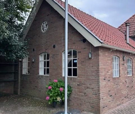 Alarm SystemExpert.nl Alarm SystemExpert.nl Camera mast movable aluminum 3 meters Ø 90mm with tile frame