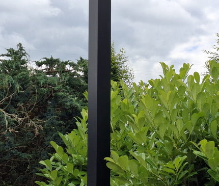 AlarmsysteemExpert.nl Vierkante cameramast met kantelanker 4 meter Zwart
