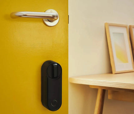 Yale Yale Linus Smart Lock L2, schlankes Türschloss Schwarz